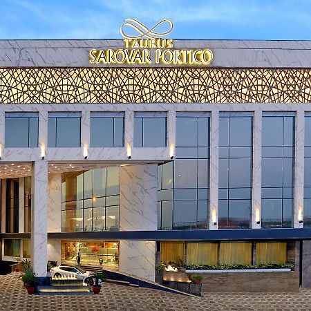 Taurus Sarovar Portico New Delhi Eksteriør bilde