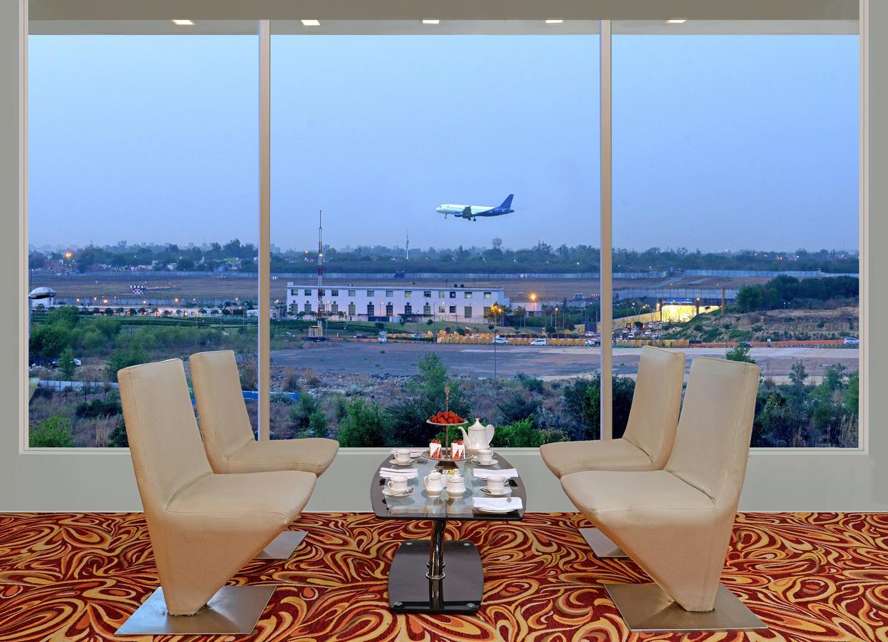 Taurus Sarovar Portico New Delhi Eksteriør bilde