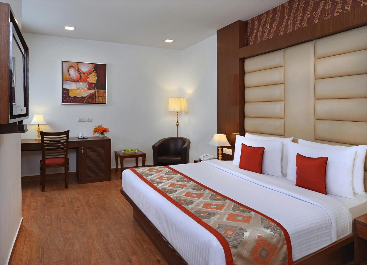 Taurus Sarovar Portico New Delhi Eksteriør bilde