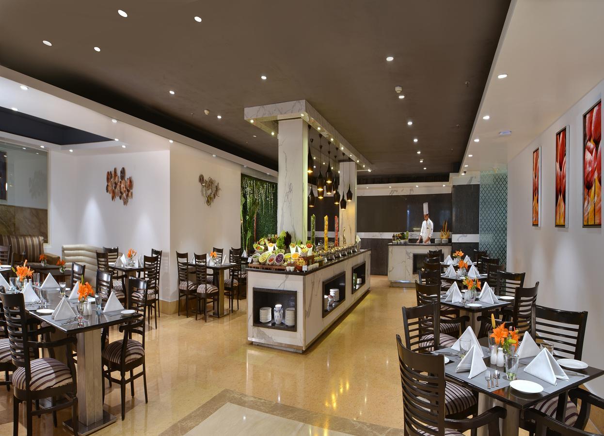 Taurus Sarovar Portico New Delhi Eksteriør bilde