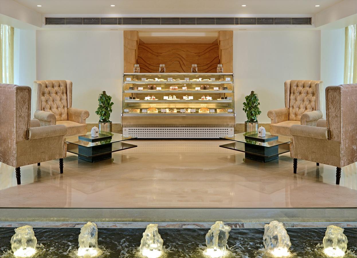 Taurus Sarovar Portico New Delhi Eksteriør bilde