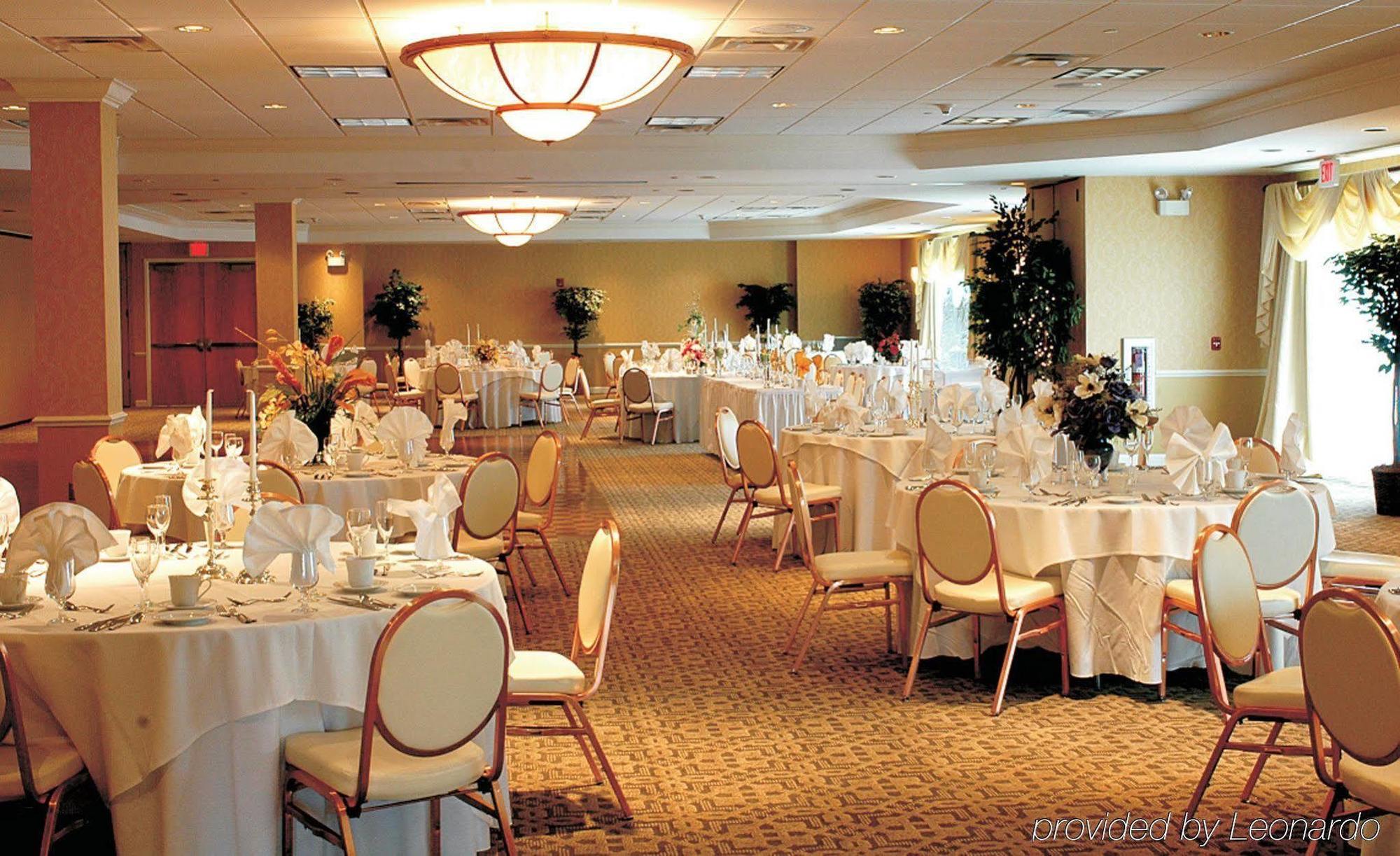 Taurus Sarovar Portico New Delhi Restaurant bilde